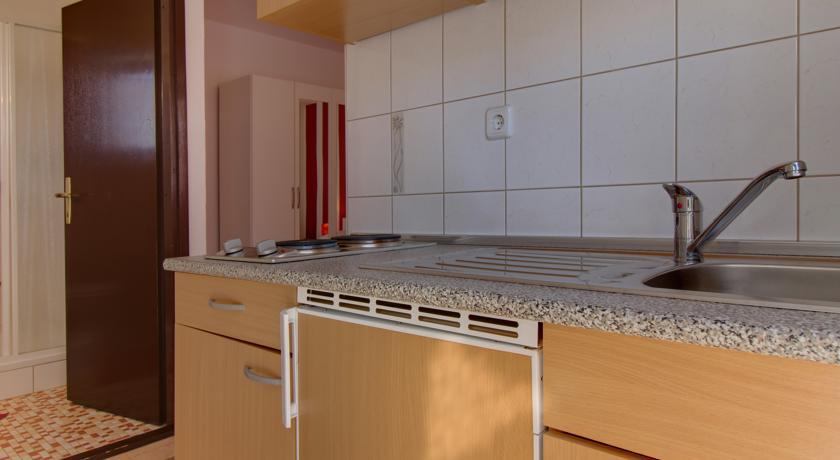 Apartment Nikolina マリ・ロシニュ 部屋 写真